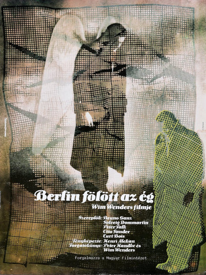 Berlin föfött az ég paper poster