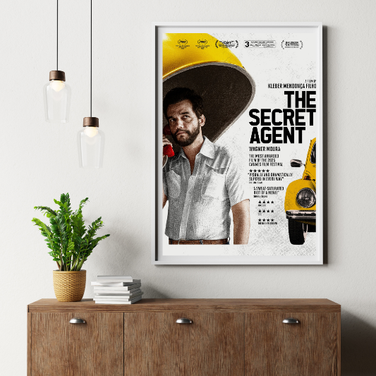 O Agente Secreto framed poster