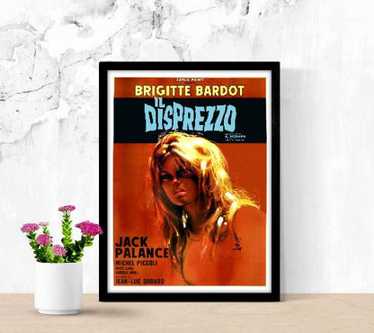 Il disprezzo framed poster