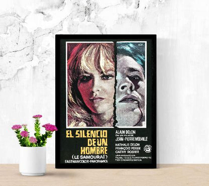 El silencio de un hombre framed poster