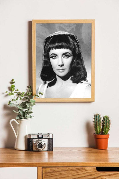 Elizabeth Taylor (Cleopatra) - framed poster