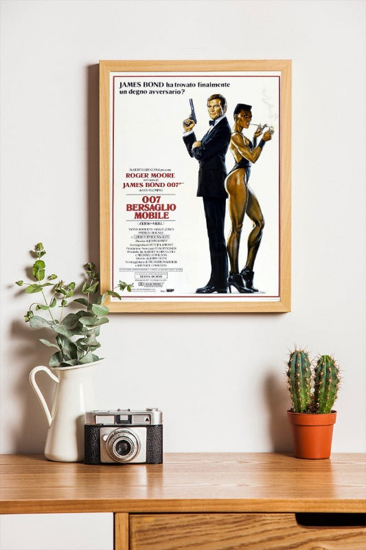 007 bersaglio mobile - framed poster