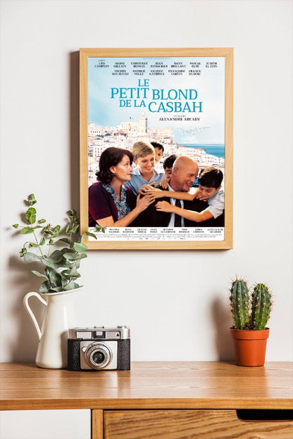 Le petit blond de la casbah - framed poster