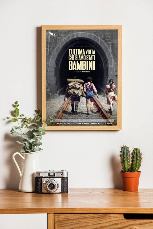 L'ultima volta che siamo stati bambini - framed poster