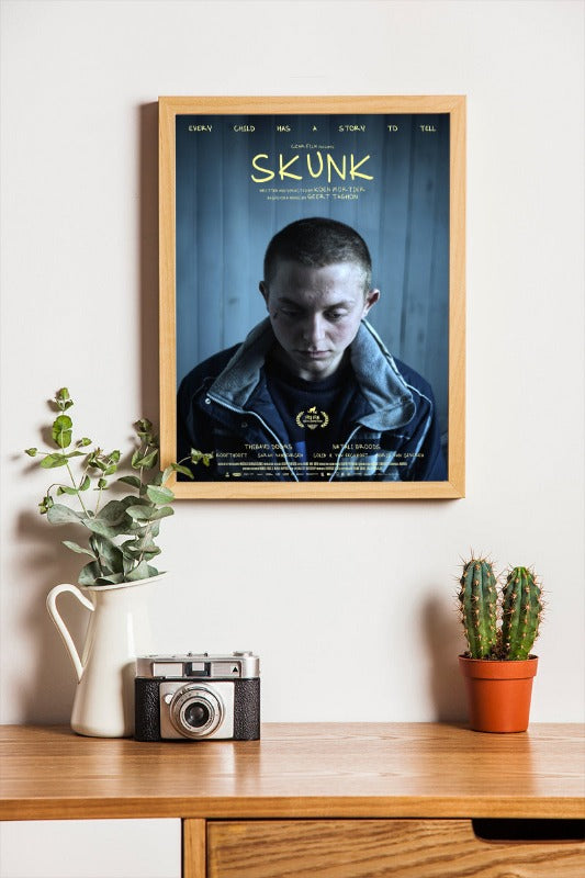 Skunk - framed poster