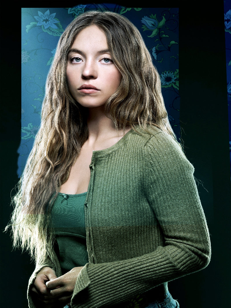 Sydney Sweeney (The Housemaid) paper poster