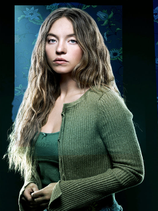 Sydney Sweeney (The Housemaid) paper poster